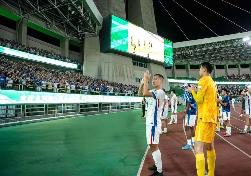 咎于后防线, 我们知道我