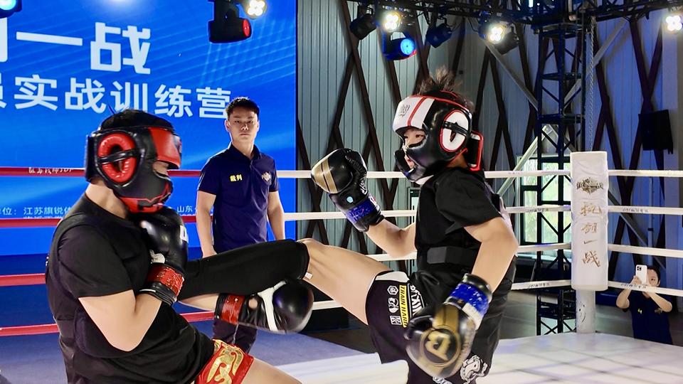 而是以乡村 而是以乡村