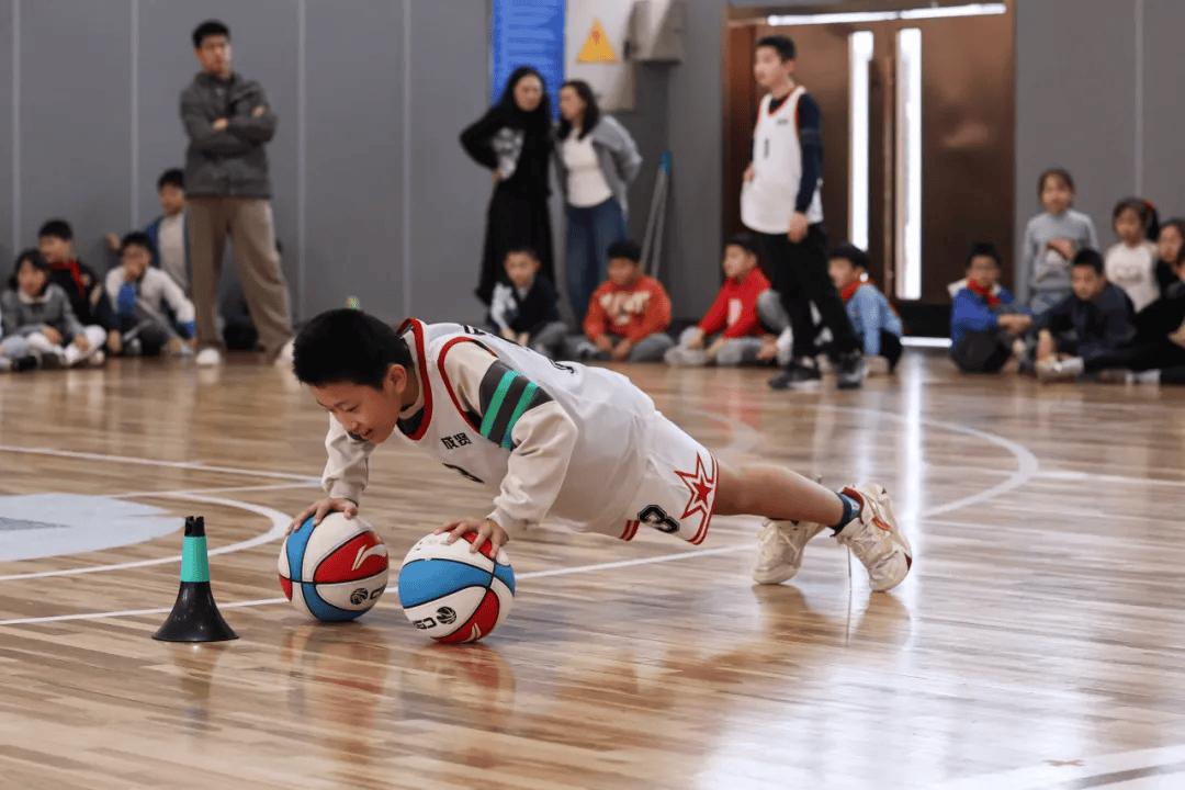 南京男篮社, tenan, span